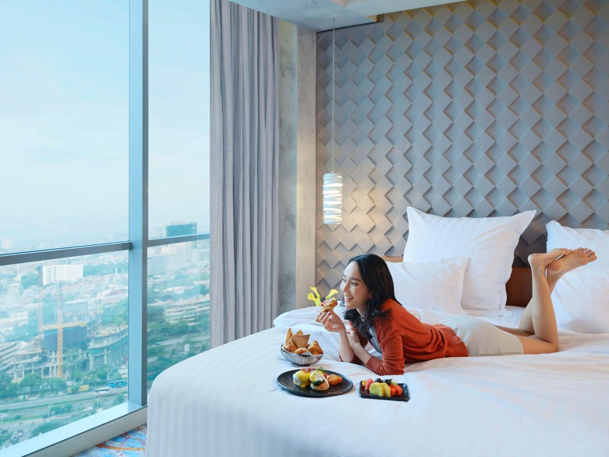 Pullman Jakarta Central Park Екстер'єр фото A guest at the hotel