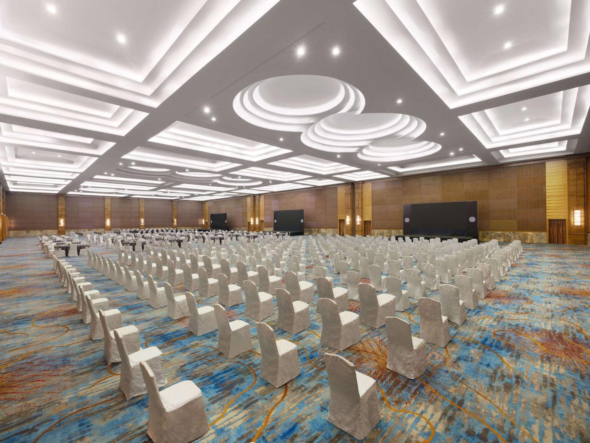 Pullman Jakarta Central Park Екстер'єр фото The Grand Ballroom