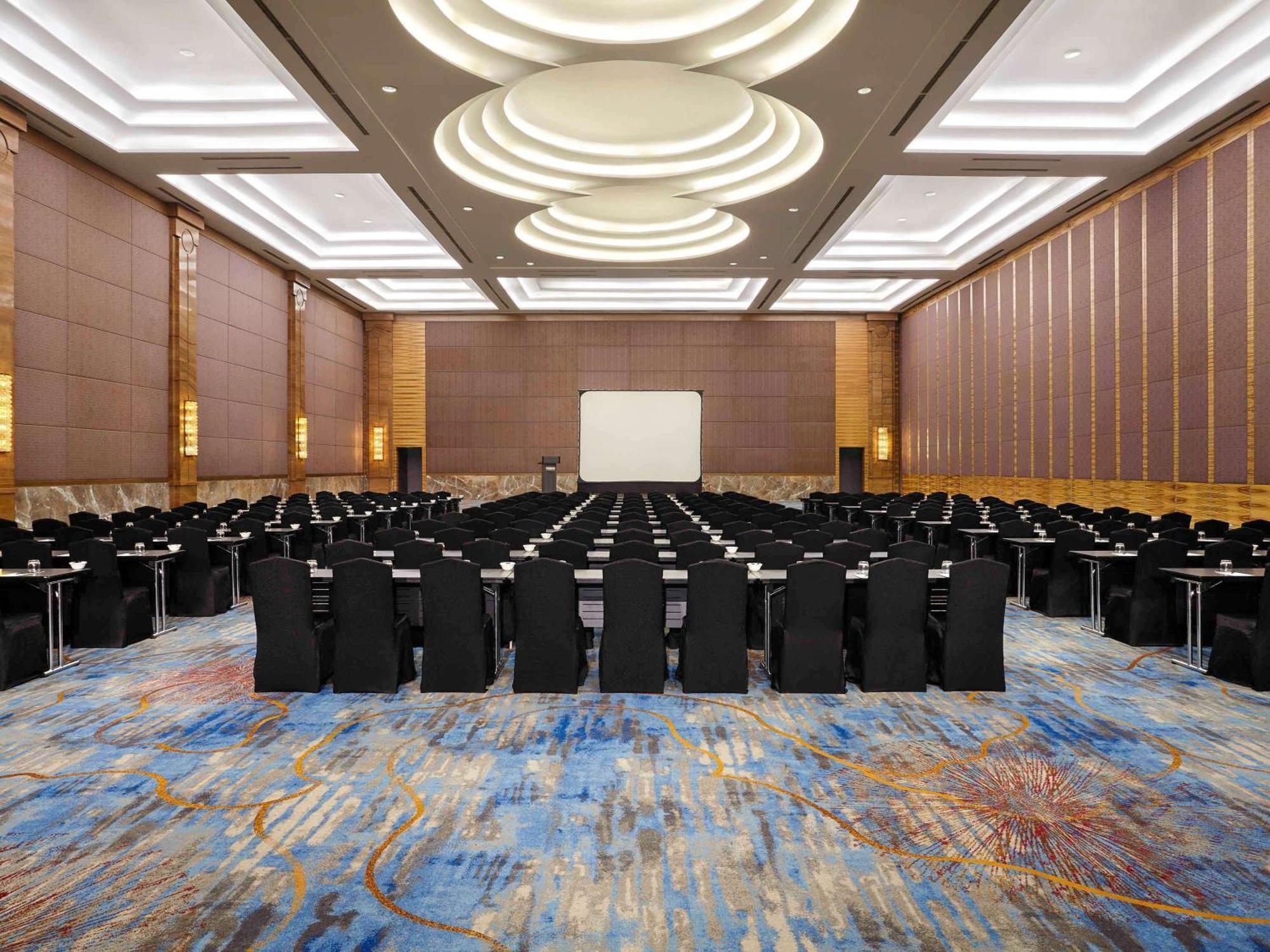 Pullman Jakarta Central Park Екстер'єр фото The Grand Ballroom